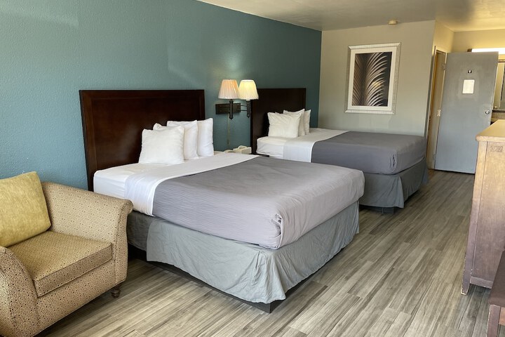 Room 26 of 42