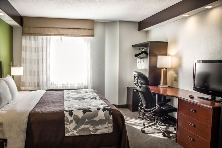Room 28 of 42
