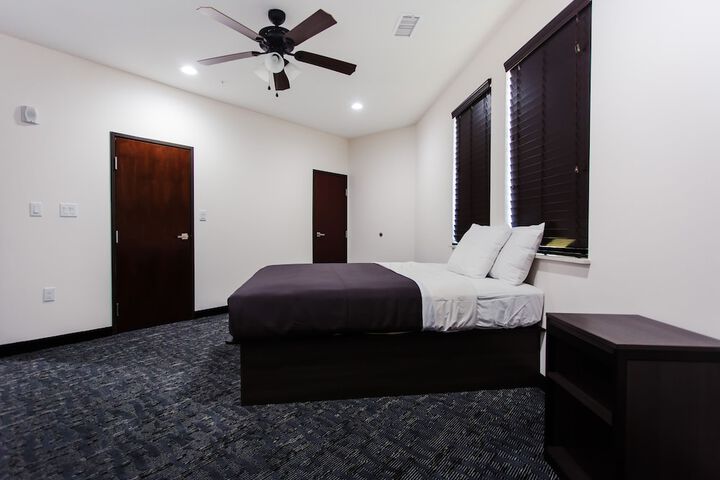 Room 60 of 69
