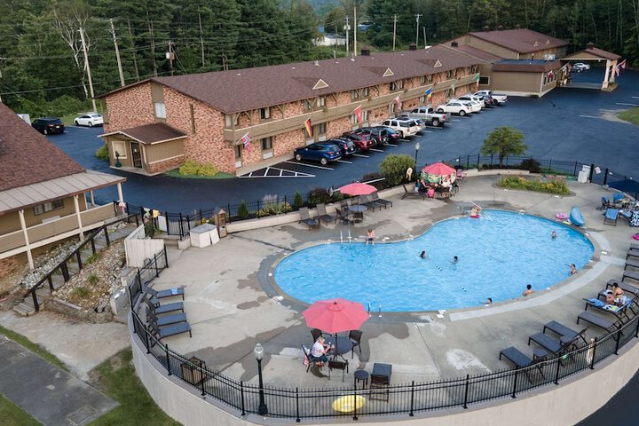 Pool 6 of 67