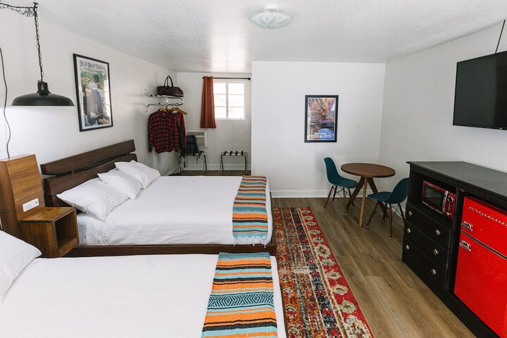Room 15 of 42