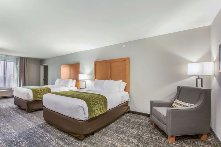 Room 17 of 40
