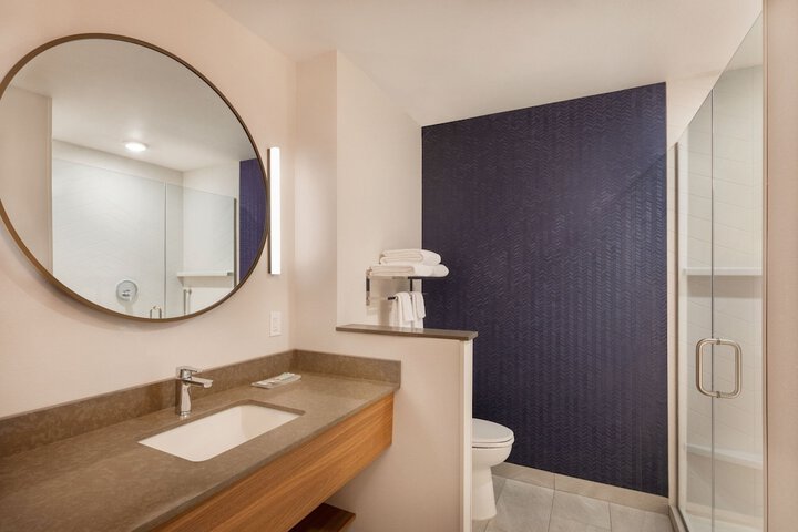 Fairfield Inn & Suites by Marriott Fresno North / Shaw Avenue
