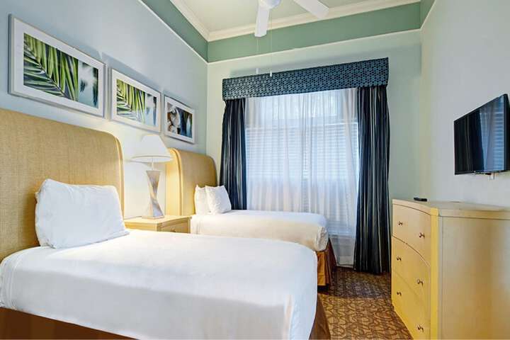 Summer Bay Orlando MOD Collection by Sonesta