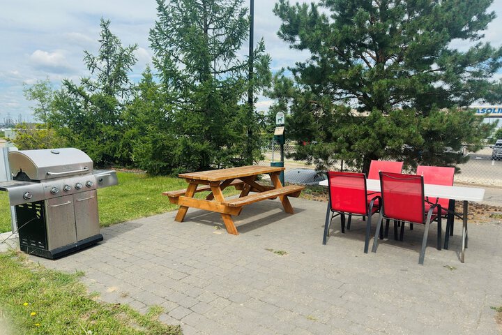 Ramada by Wyndham Sherwood Park
