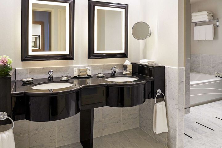 Sofitel Montreal Golden Mile