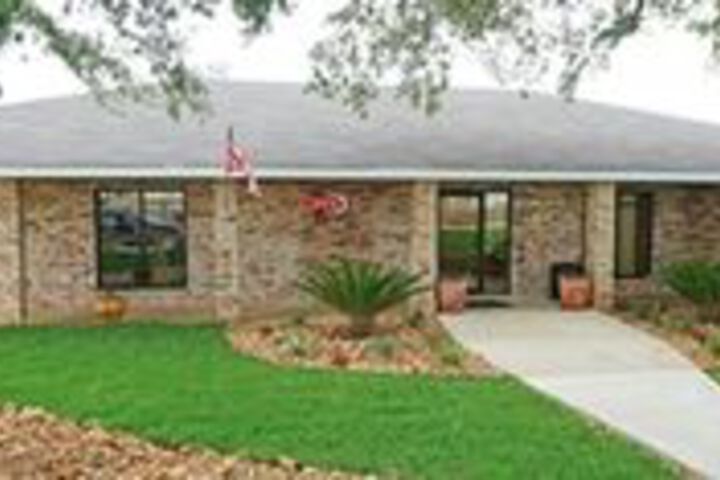 Eagle Inn & Suites