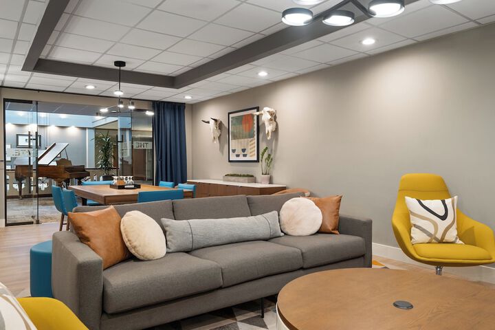 Crowne Plaza Phoenix - Chandler Golf Resort by IHG