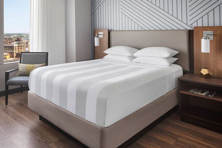 Room 40 of 92