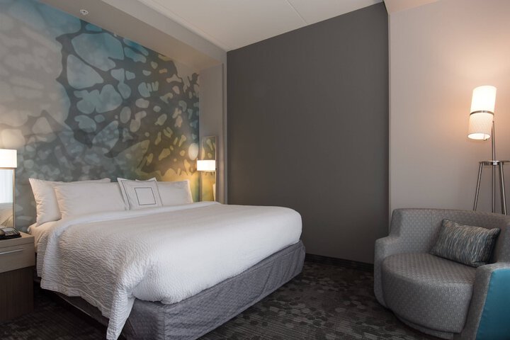 Room 15 of 44