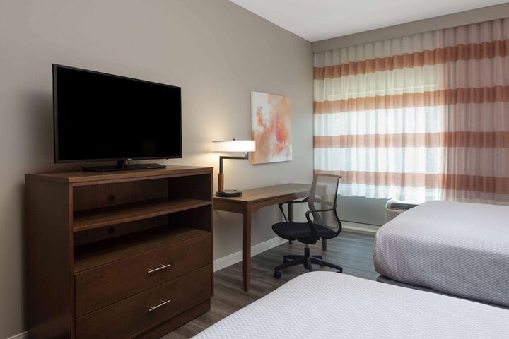 Room 26 of 35