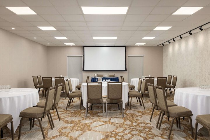 Novotel Toronto Centre