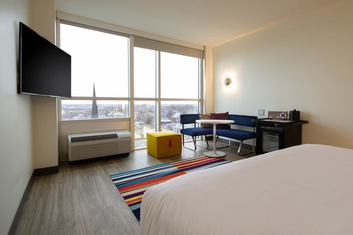 Room 7 of 47