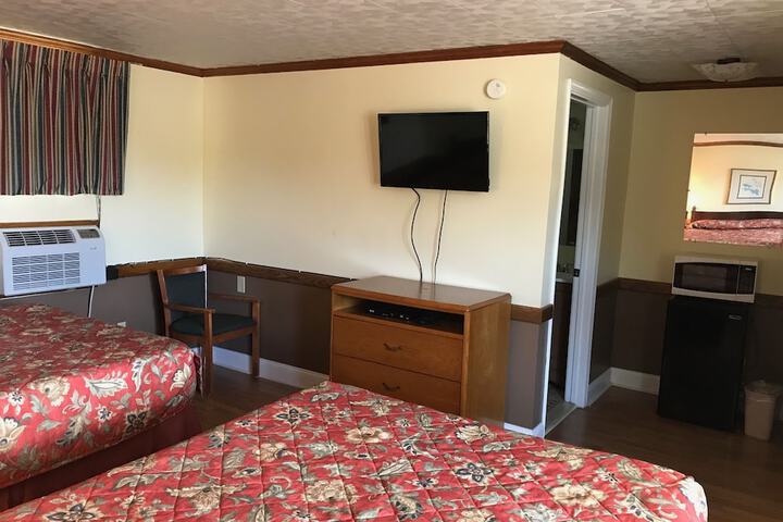 Room 7 of 27