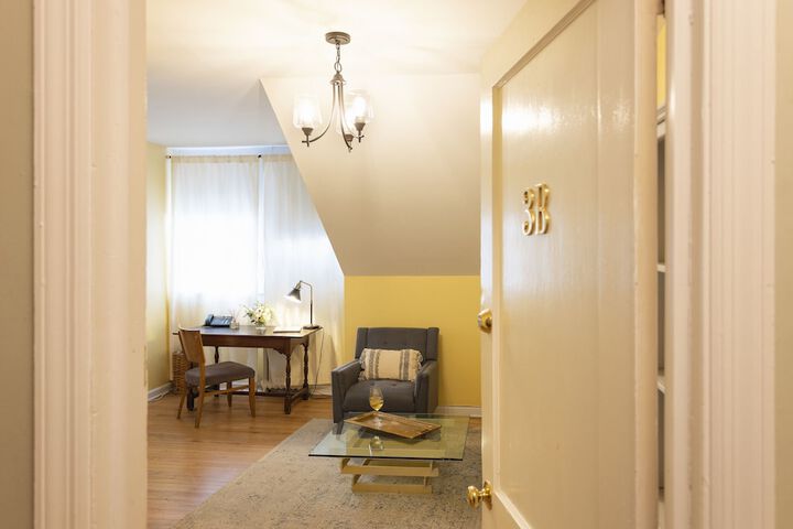 Room 38 of 52
