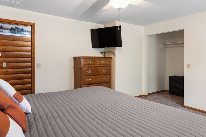 Room 64 of 154