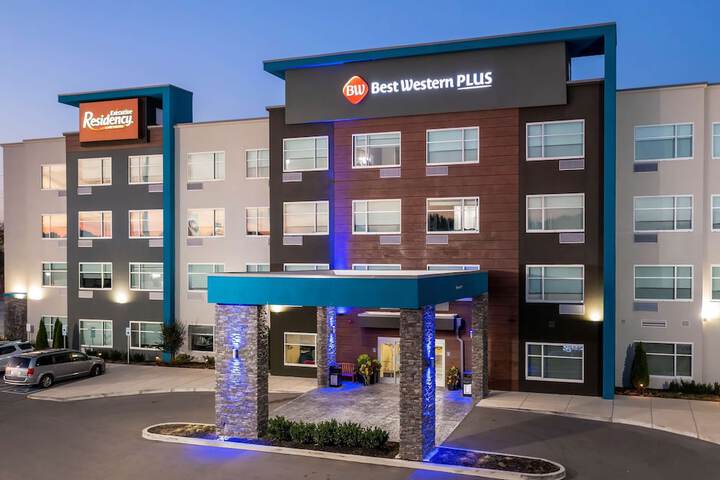 Hotel 2 of 41