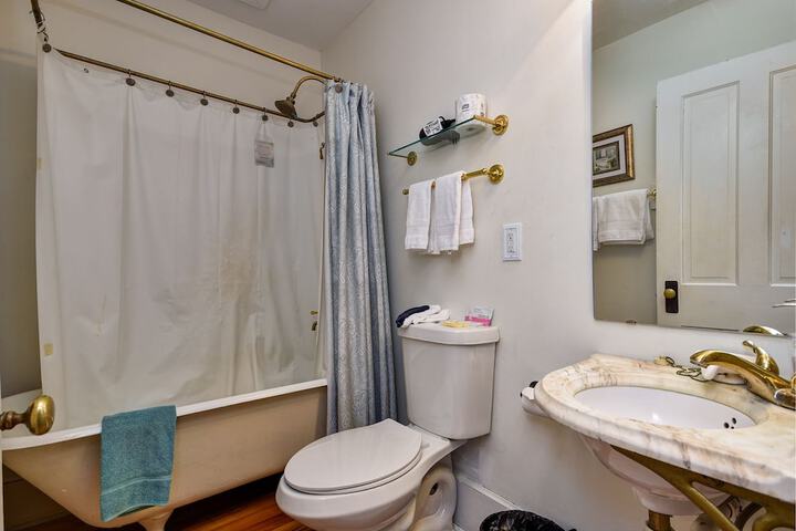 Room 40 of 78