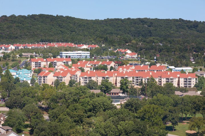 Hotel 4 of 99