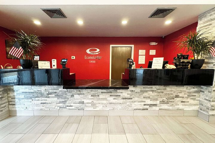 Econo Lodge Wausau - Rothschild