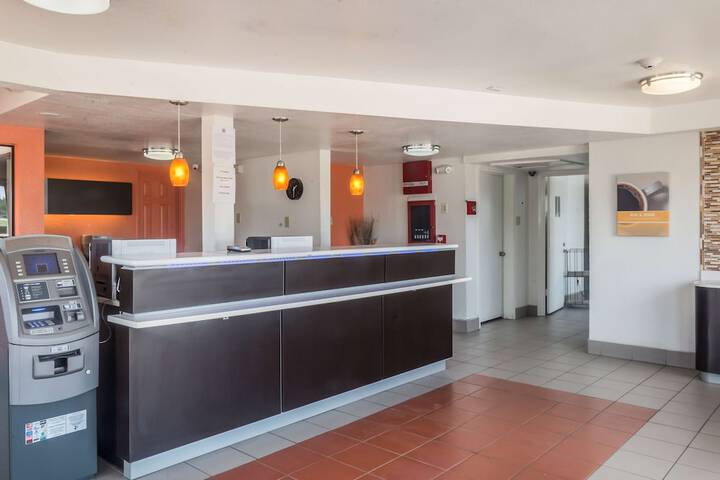 Hotel Interior 13 of 31