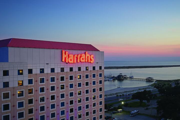 Harrahs Gulf Coast Hotel & Casino - a Caesars Rewards Destination