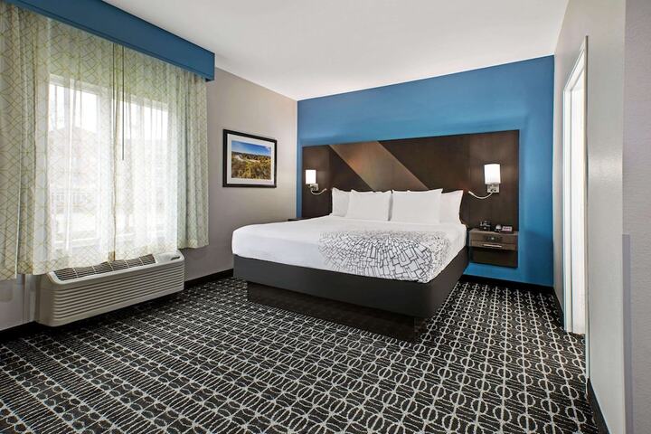 Room 14 of 41
