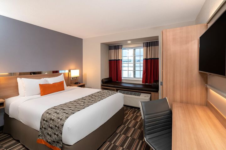 Microtel Inn & Suites by Wyndham Carlisle