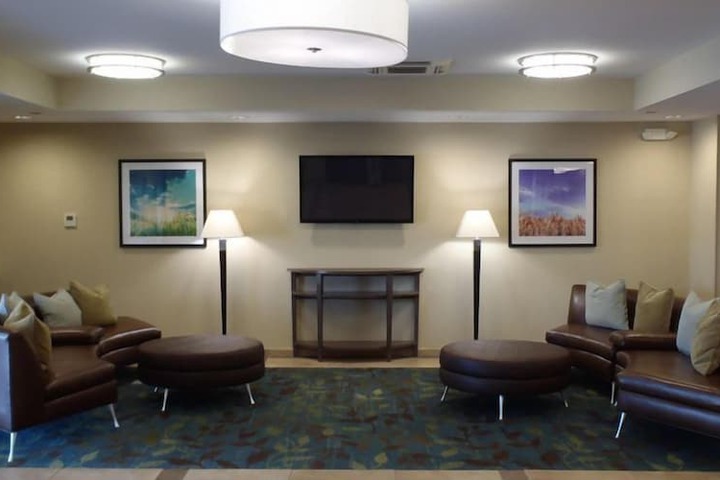 Candlewood Suites Cut Off by IHG