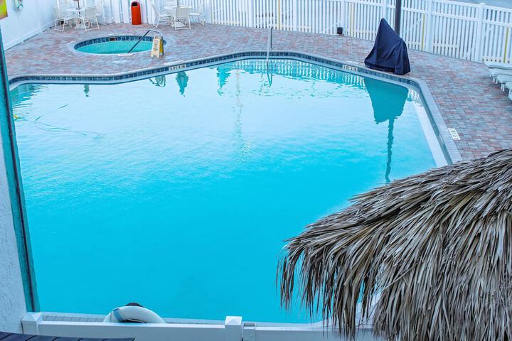 Pool 4 of 49