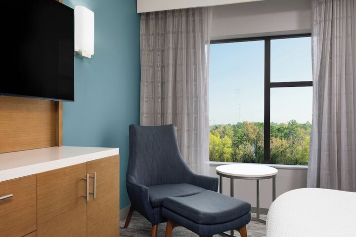 EVEN Hotel Shenandoah - The Woodlands by IHG