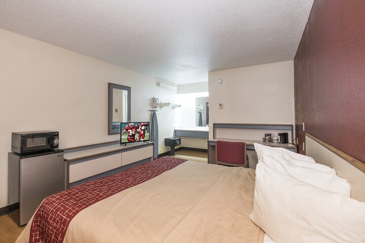 Room 14 of 22