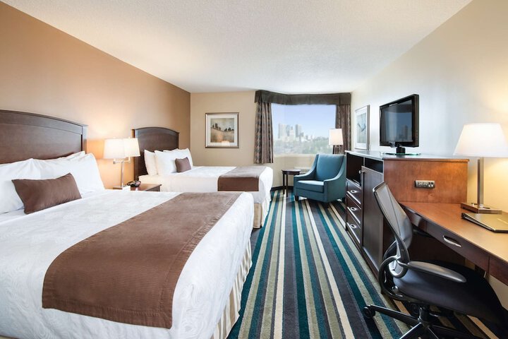 Best Western Plus Winnipeg Airport Hotel