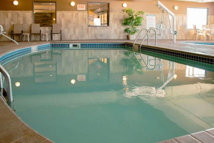 Pool 4 of 47