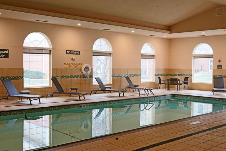 Pool 4 of 27