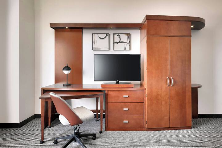 Courtyard by Marriott Lincoln Downtown
