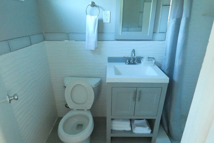 Aquastar Inn