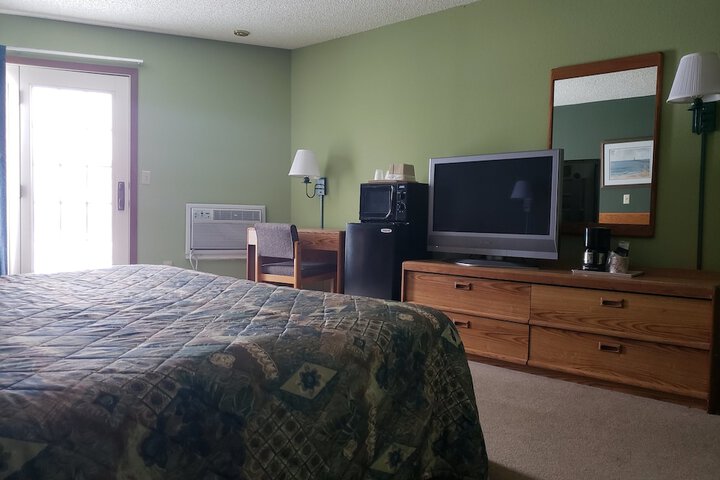 Room 28 of 80
