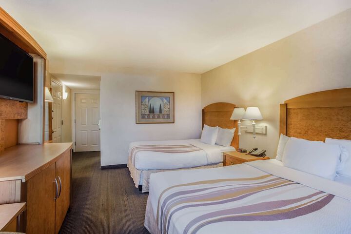 Room 20 of 39