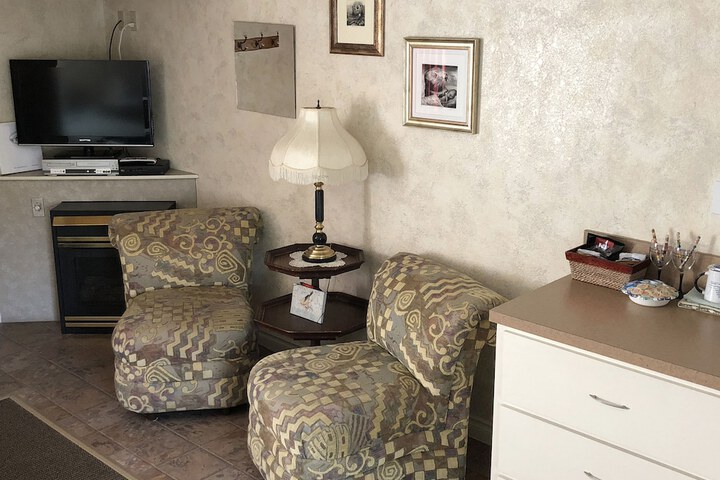 Room 31 of 103
