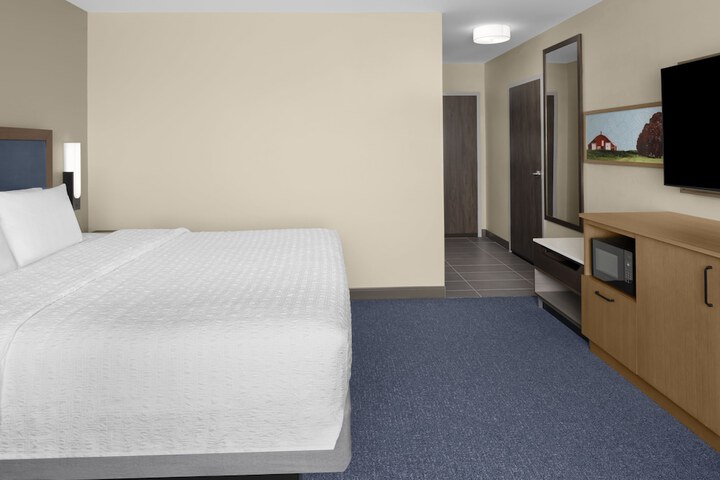 Hampton Inn & Suites by Hilton Long Island Farmingdale