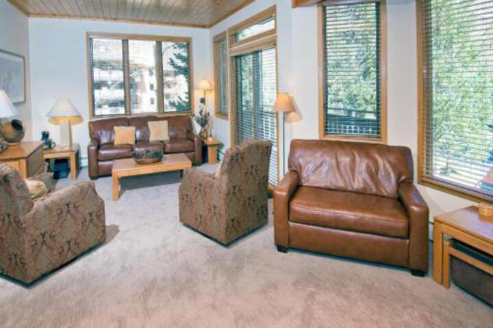 Spacious & Convenient Townhome #61 on the Golf Course