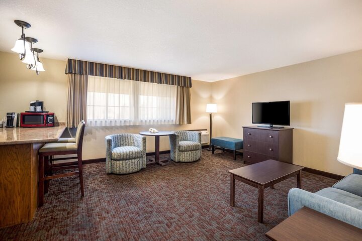 Room 12 of 43
