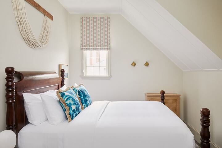 Faraway Nantucket