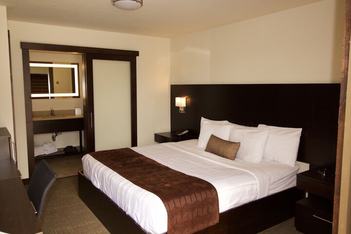 Room 19 of 37