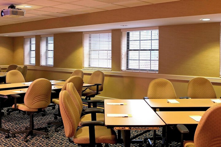 Four Points by Sheraton Wakefield Boston Htl & Conference Cntr