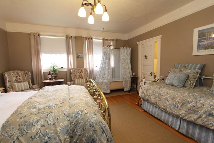 Room 18 of 45