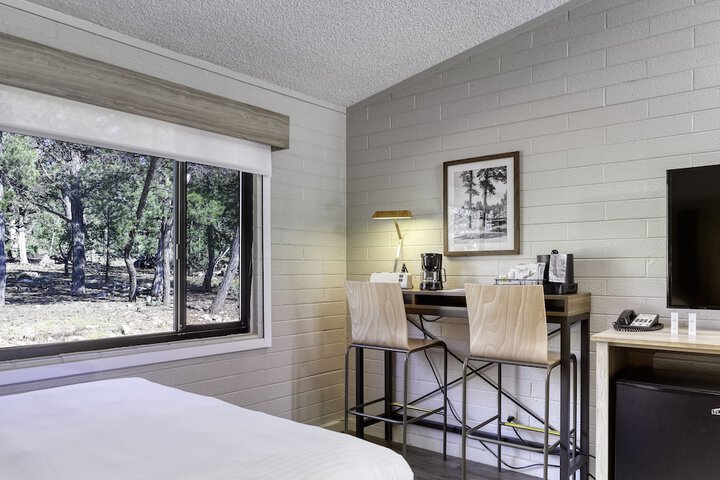 Room 16 of 70