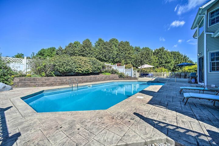 Expansive Upstate Home w / Home Theater!