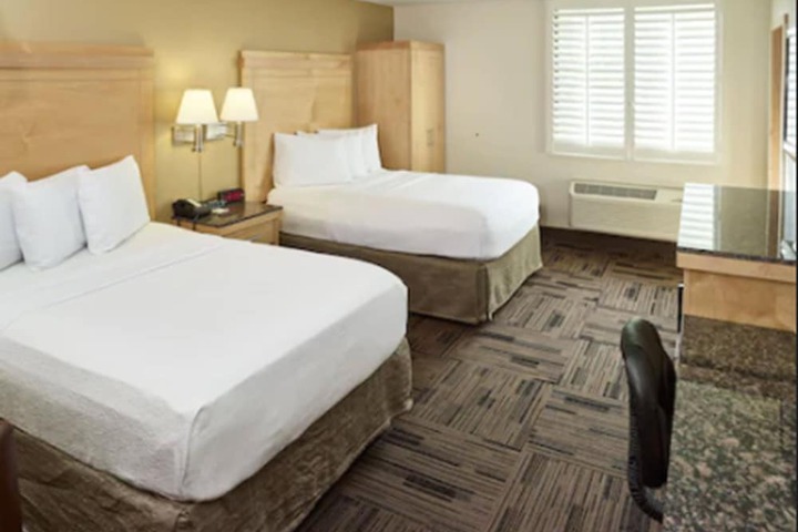 Room 14 of 48